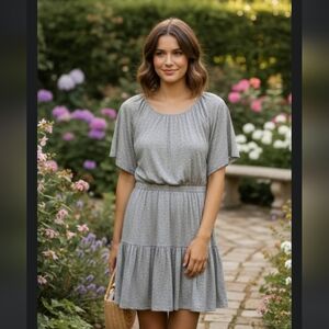 🌟NWT Chelsea and Violet Gray Adorable Dress